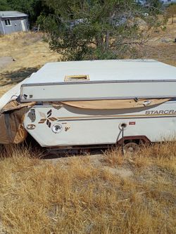 Starcraft camper trailer