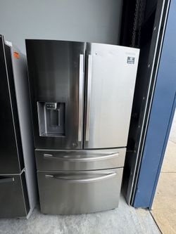 Refrigerator 