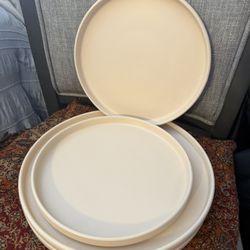 Dinning Plates Set Of 4 ✨New✨