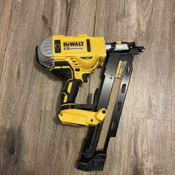 DEWALT 20V MAX XR Lithium-Ion Cordless Brushless 2-Speed 21° Plastic Collated Framing Nailer (Tool Only)New