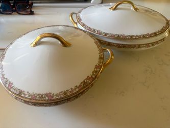 VintageSet of 2 Japanese Pair of Porcelain Lidded Serving Dishes