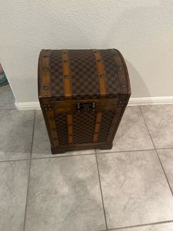 Decorative Dome-Top Storage Trunk Crowley 76036