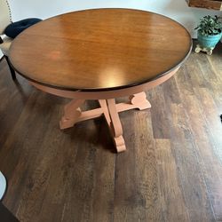 Pier 1  Dining/Kitchen Table 