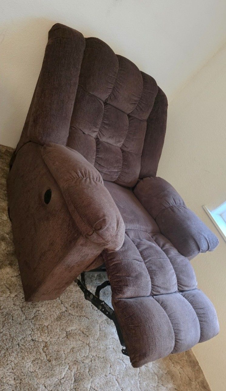 Ashley Furniture Recliner 