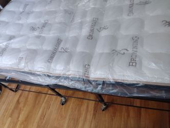 Fold up bed