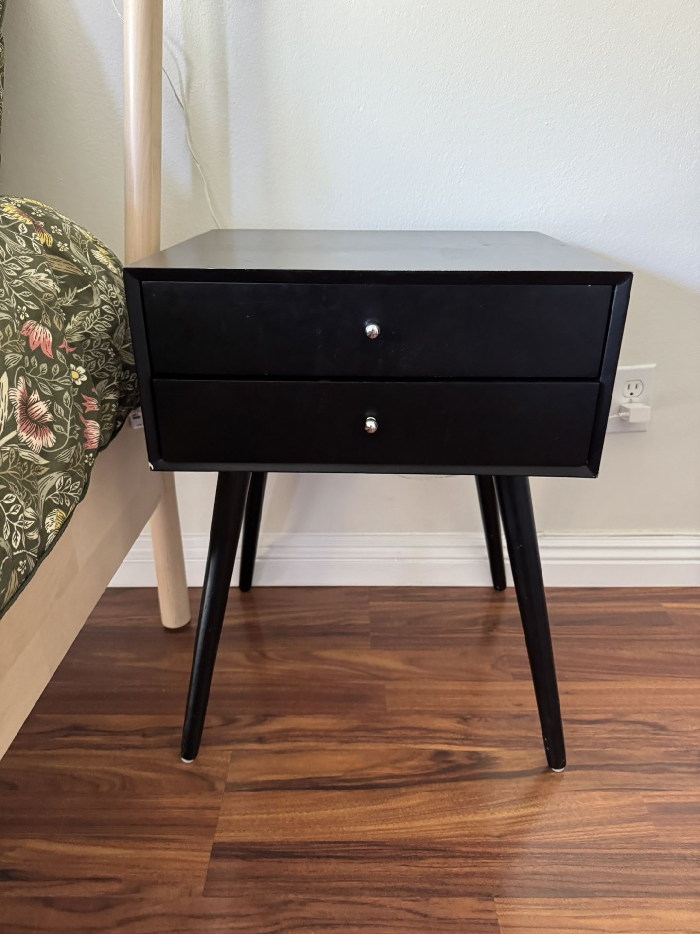 Nightstand/ Side Table / End Table