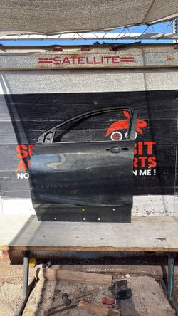 2018 Equinox Door Front Driver OEM 2024