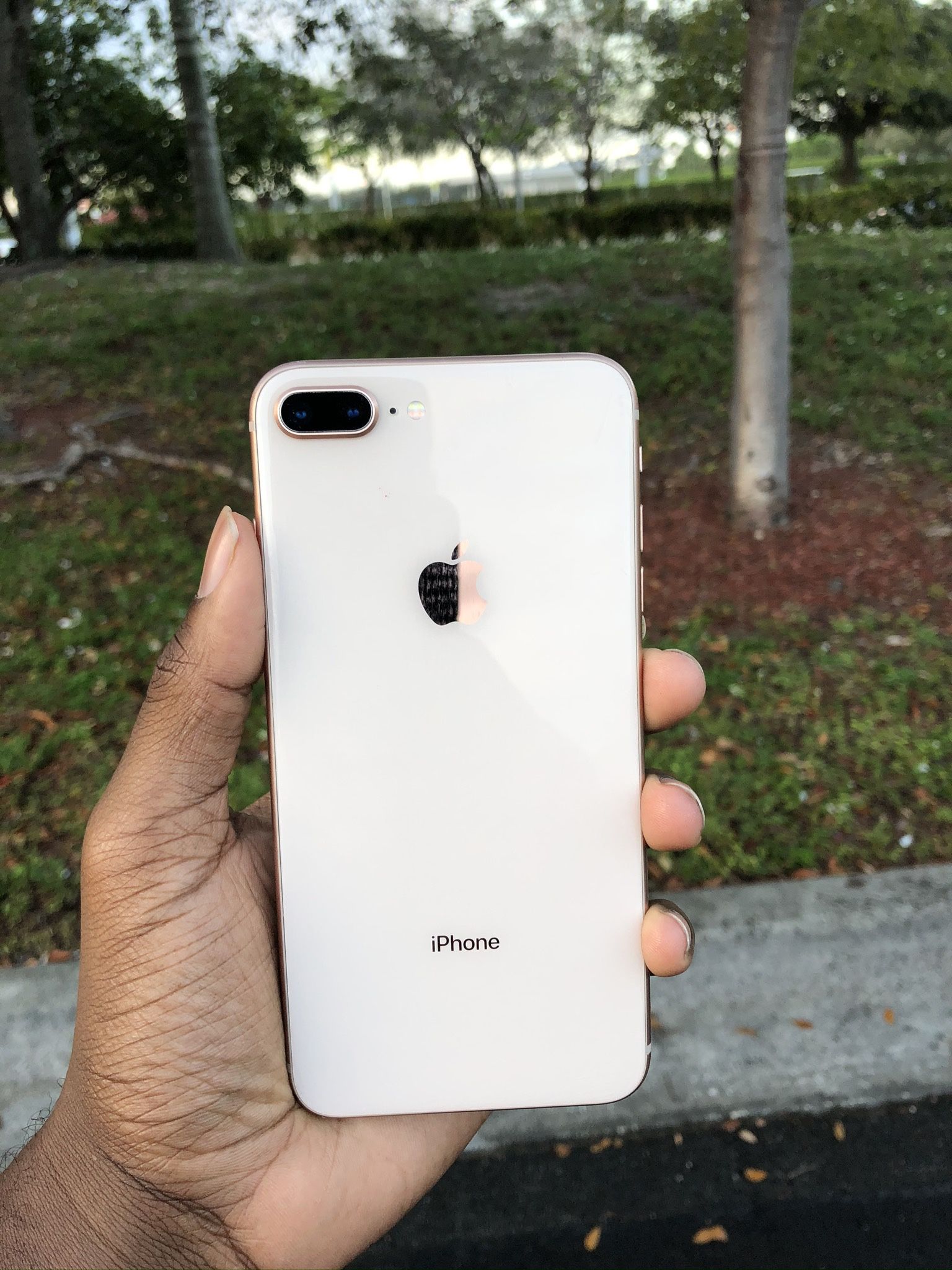 UNLOCKED IPHONE 8 PLUS / LIMITED STOCK