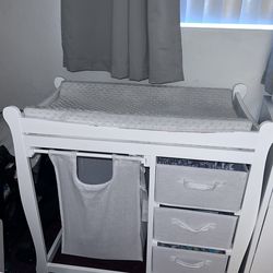 Baby changing table