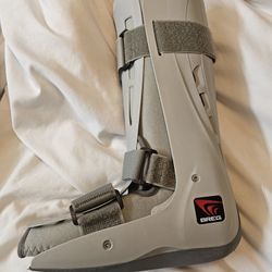 Breg Genesis Mid-Calf Full Shell Walker Foot Ankle Brace Rehabilitation Injury