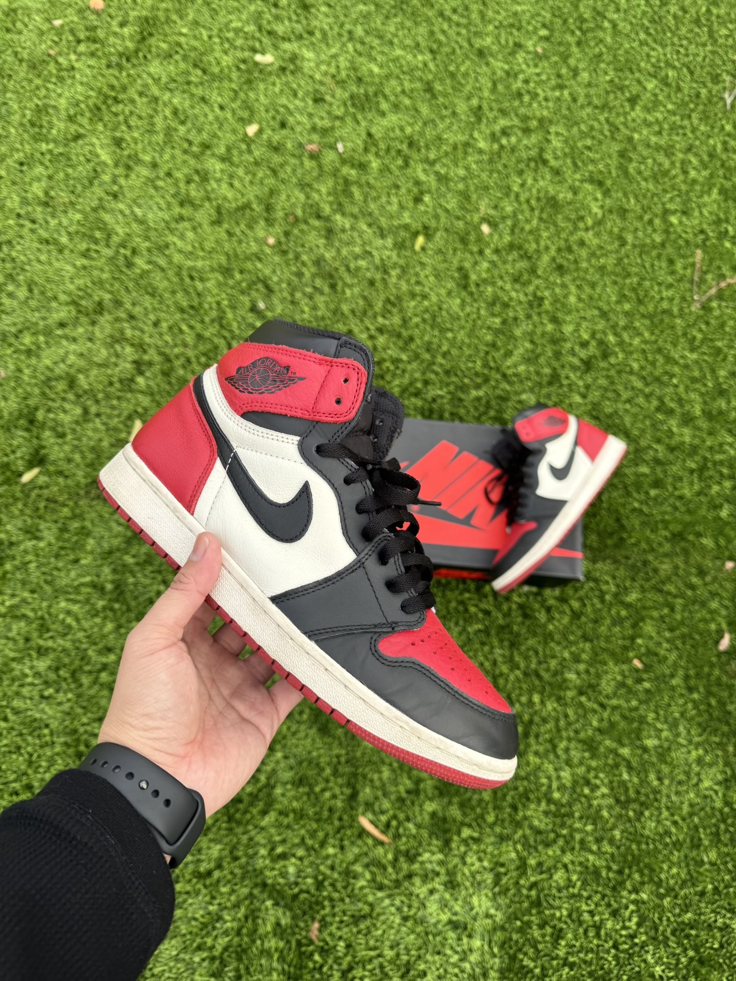 Air Jordan 1 "Bred Toe" (sz 9)