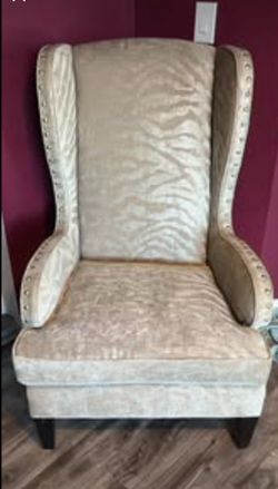 Haverty's Furniture Cream Zebra Wing Back Accent Chair