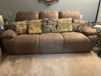 Power Sofa & Loveseat (2 pieces)