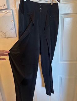 “ Bebe” Women’s Black Pleated  Trousers
