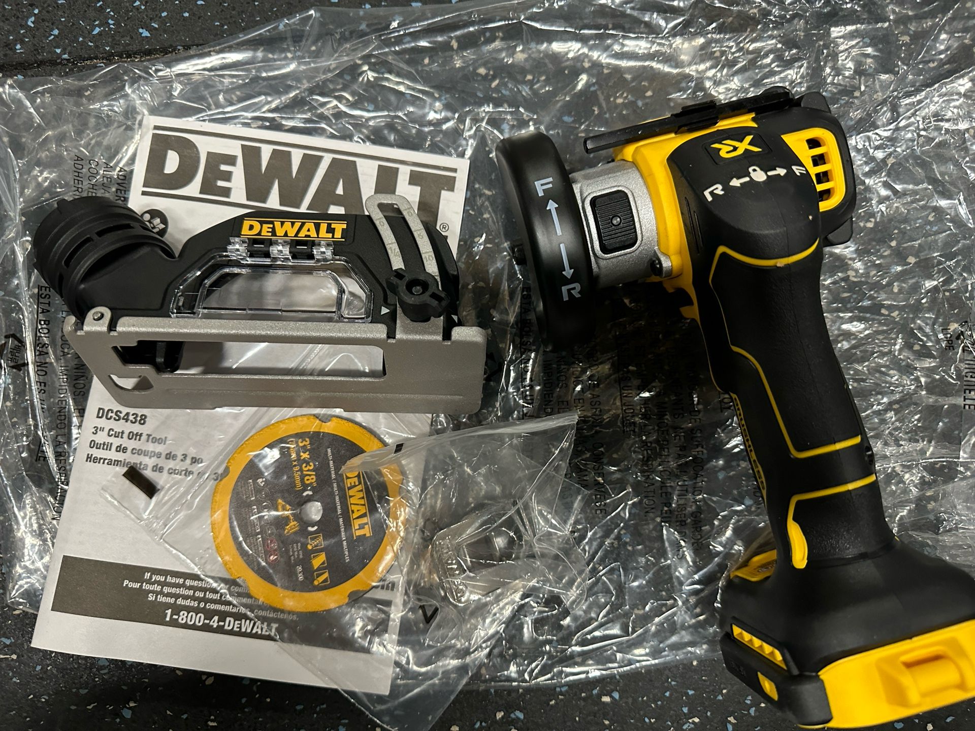 Dewalt 20v  XR 3” Cut Off Tool (new)