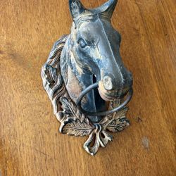 Vintage-Style Horse Towel Ring