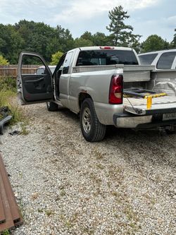 Truck toolbox