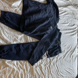 Nike Sweater And Sweat Pants 