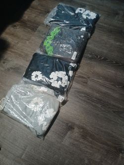 Denim Tear Shorts/hoodie/ Sp5der Hoodie 