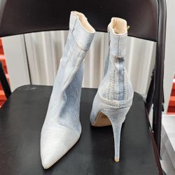 Jean Ankle Boots With Hill