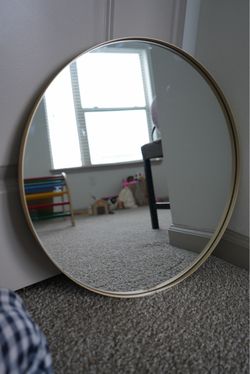 20 inch Round Wall Mirror Gold Frame