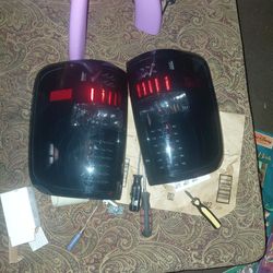 L.E.D TAIL LIGHTS FOR A  04 TO 09 Ford F150