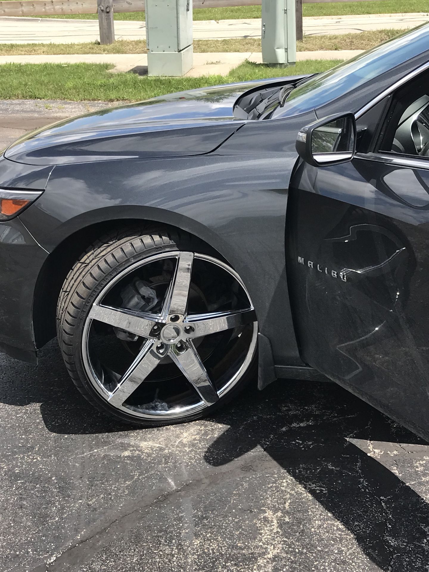 22 inch Rosso Affinity chrome rims brand new