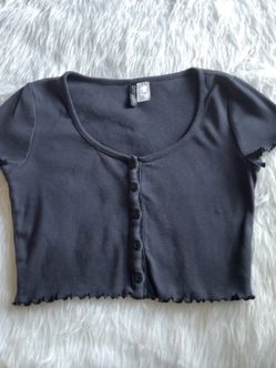 Cropped Black Top Size Small 
