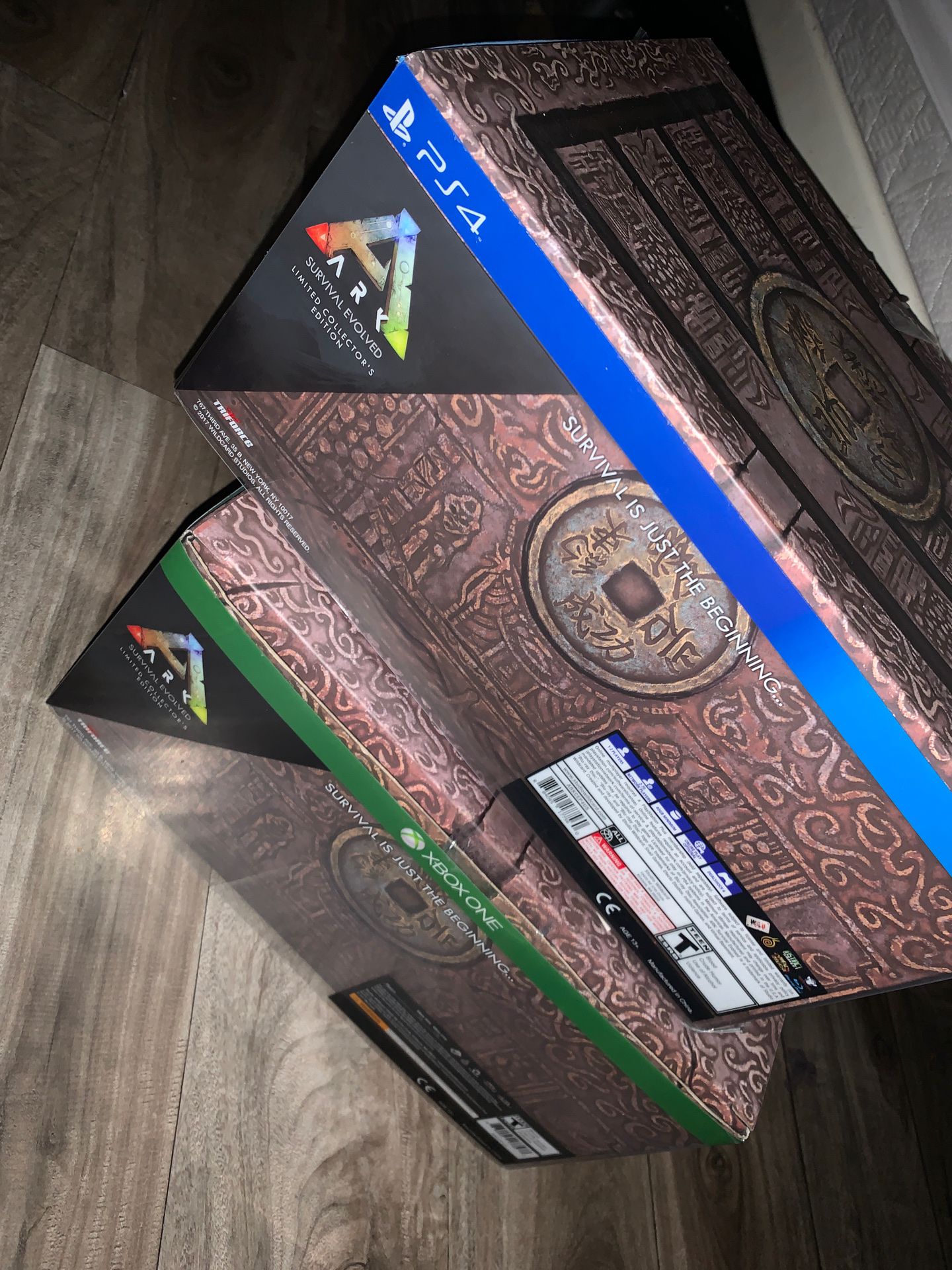 Ark survival evolved limited collectors edition (ps4 version)