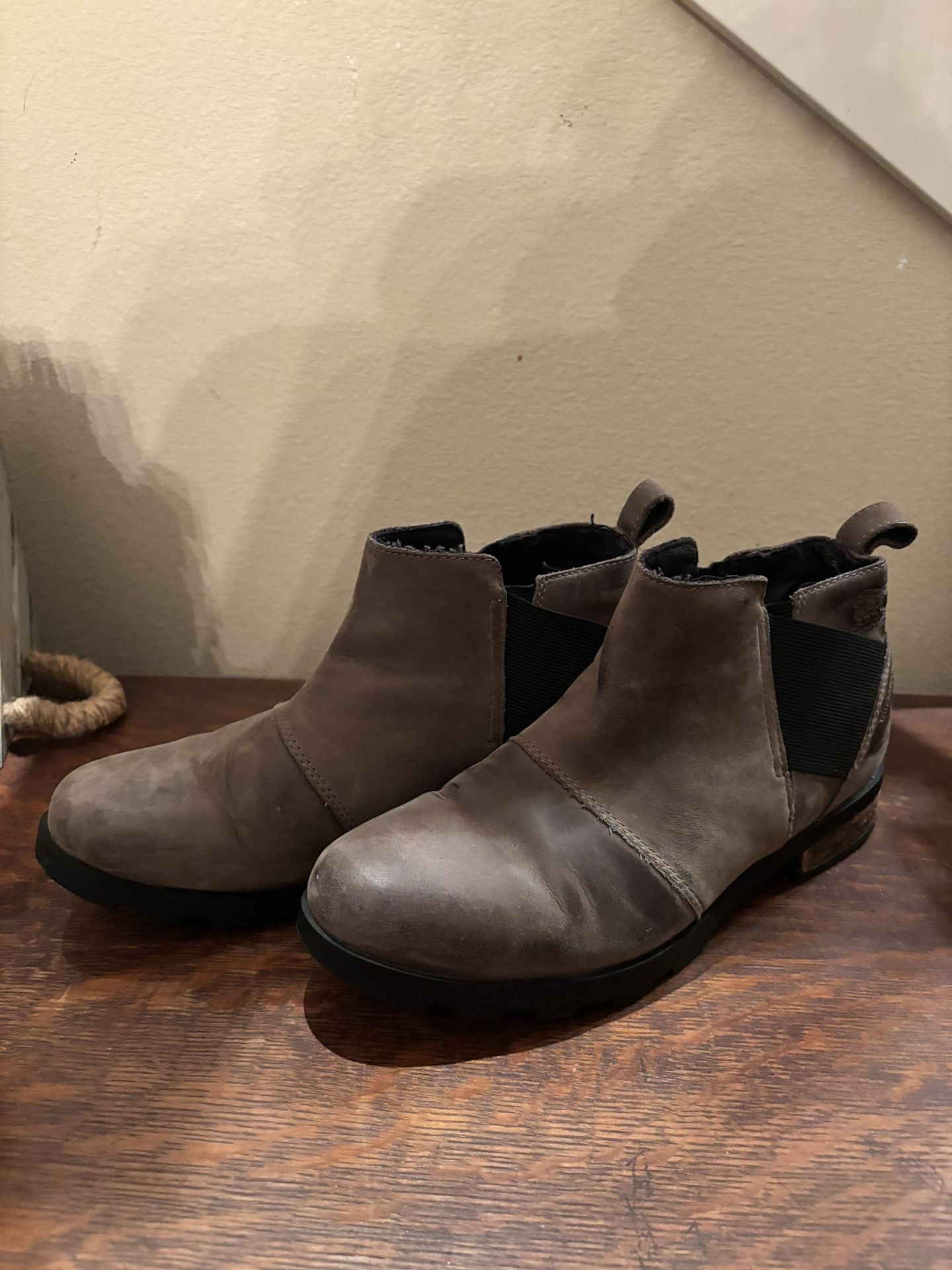 Sorel Boots Size 9
