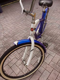 26” Men’s Schwinn Legacy Cruiser Bike