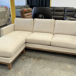 Sofa With Reversible Chaise 