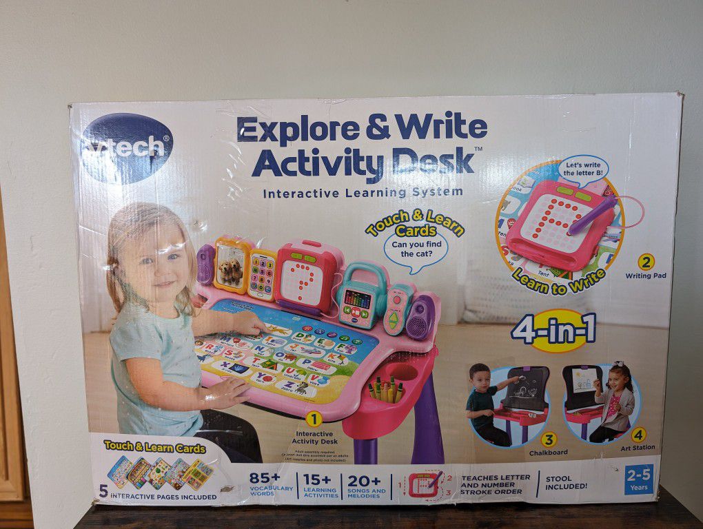 VTech Touch and Learn Activity Desk Deluxe, Pink

