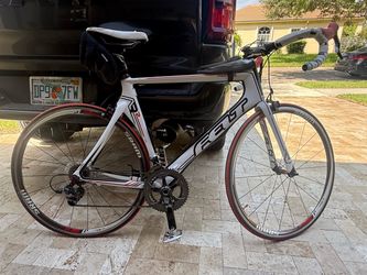 Felt AR2 Carbon Road Bike – 56cm – SRAM Red – Only ~500 Miles