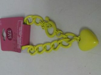 brand new fluorescent yellow heart bracelet