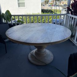 Milo Base Round Dining Table