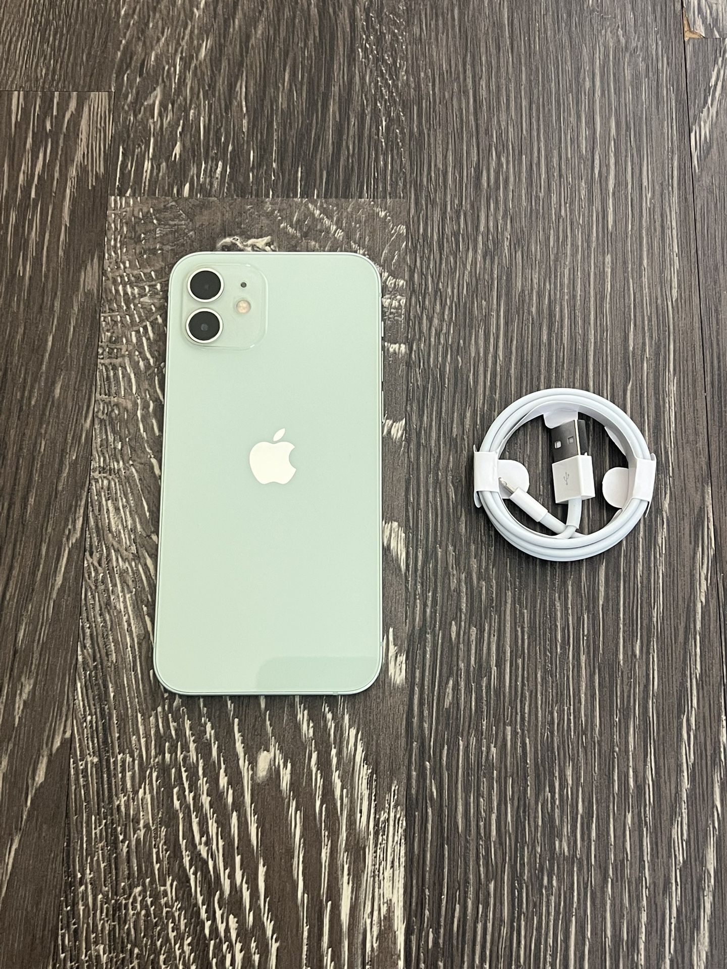 iPhone 12 Green UNLOCKED FOR ALL CARRIERS!
