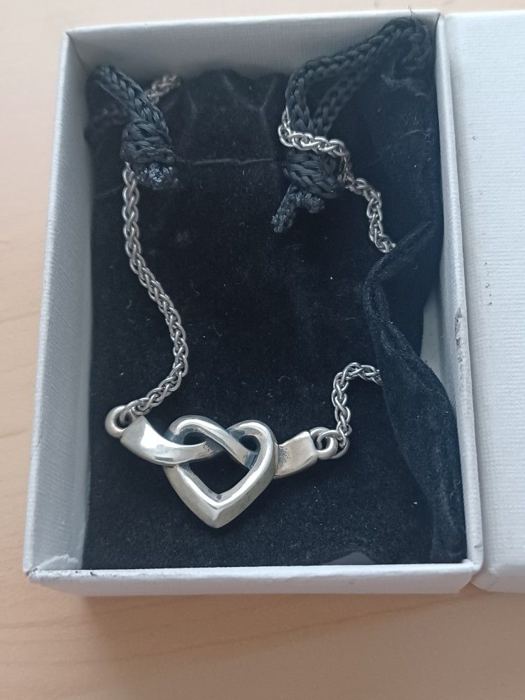 Excellent Condition! James Avery Sterling Silver Love Knot Necklace With Extensions 