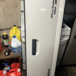 2008. Toyota Tacoma. Tail Gate.   Parts