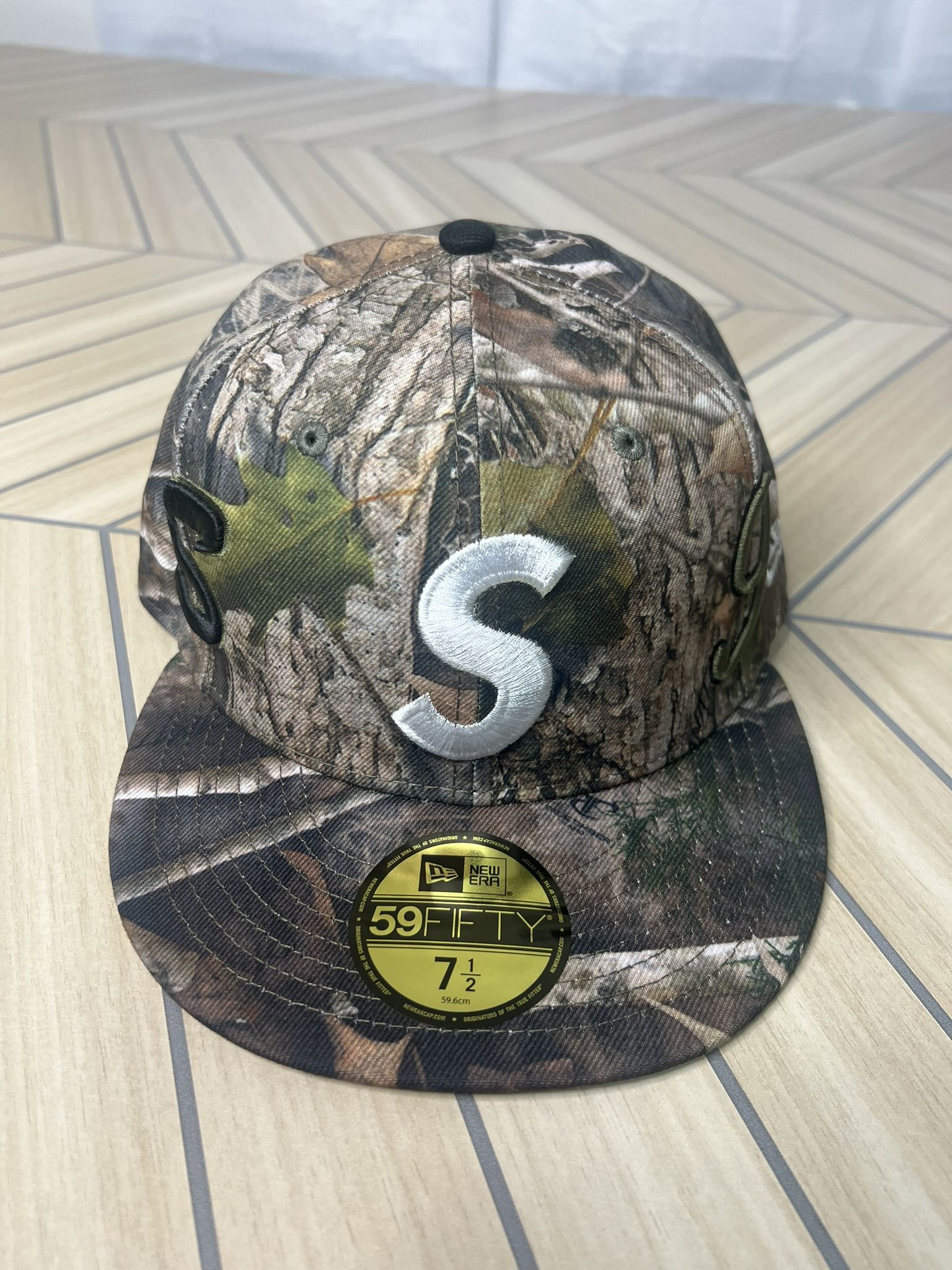 Supreme Real Tree Camo Leaf Fitted Hat 7 1/2 