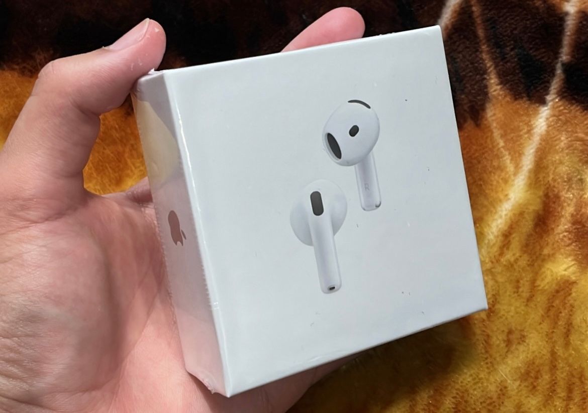 AirPods 4