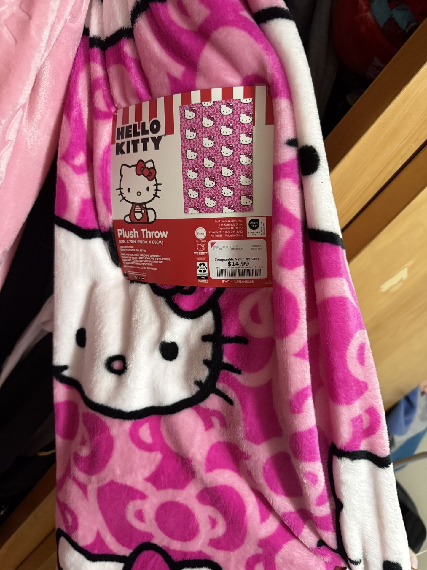 Brand New Hello Kitty Blanket