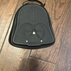 Nintendo 3DS Star Wars Darth Vader Helmet Game Storage Carrying Case 2DS 3DS XL - Picture 2 of 6 Nintendo 3DS Star Wars Darth Vader Helmet Game Storag