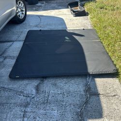 Pick Up Truck Bed Cover 72. X 67