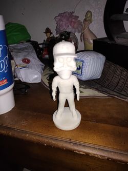Glass Bobblehead 