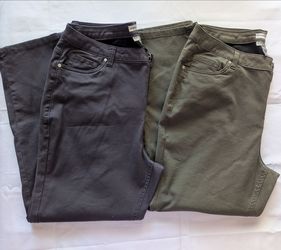 Woman's Plus Size Pants CATHERINE'S Sateen Stretch 20W