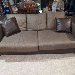 Matching Brown Sofa and Loveseat