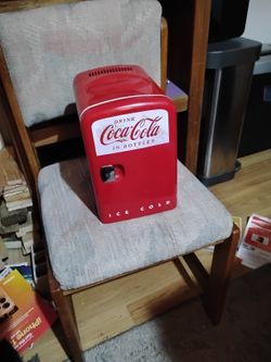 Mini Fridge 