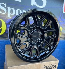 17” METHOD MR322 Set of 4 Wheels Brand New In Box