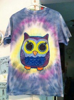 NEW! Fruit of Loom, Woman Tie Dye Hand designed with Owl on front